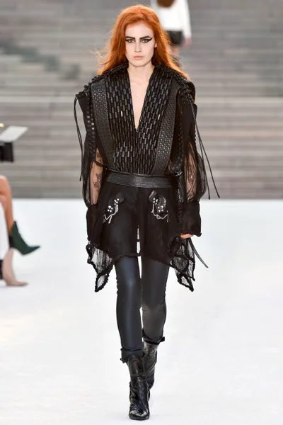 Look 39